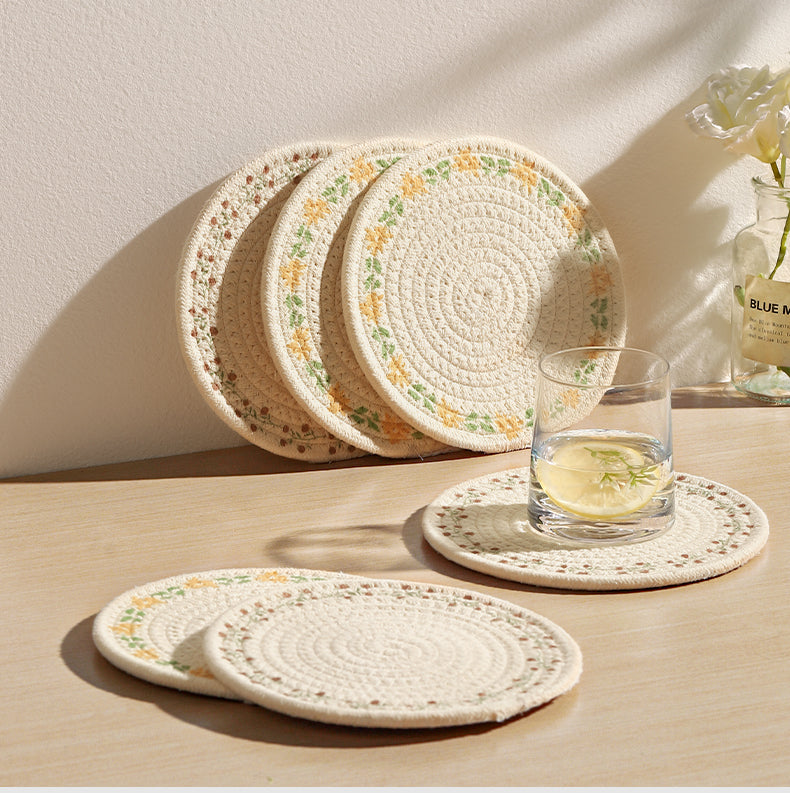 Simple and Elegant Linen Placemat, Heat-Resistant and Washable