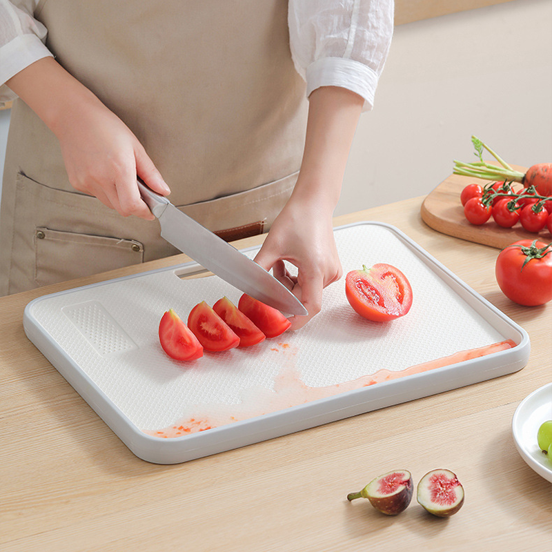 Double-Sided Cutting Board – Anti-Spill, Non-Slip