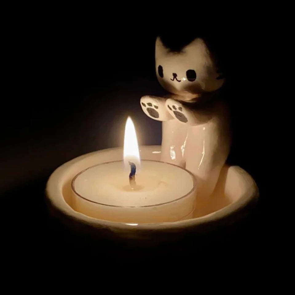 Mini Cat Candlestick Cute Grille Resin Cat Aromatherapy Candlestick Living Room Desktop Decoration Birthday Gift Ornament