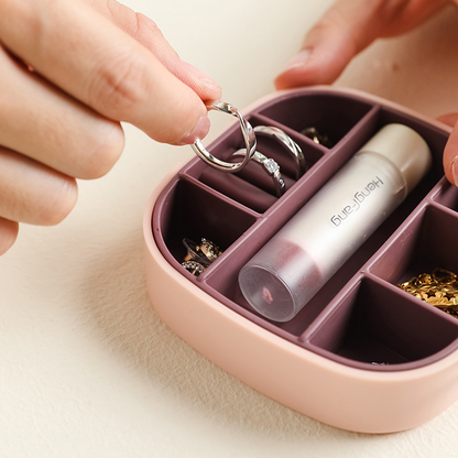 Portable Jewelry Organizer – Compartmentalized Design with Built-in Mirror